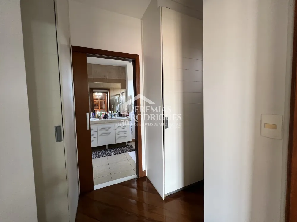 Casa com 3 quartos, 423 m² - Condomínio Taubaté Village - Taubaté/SP