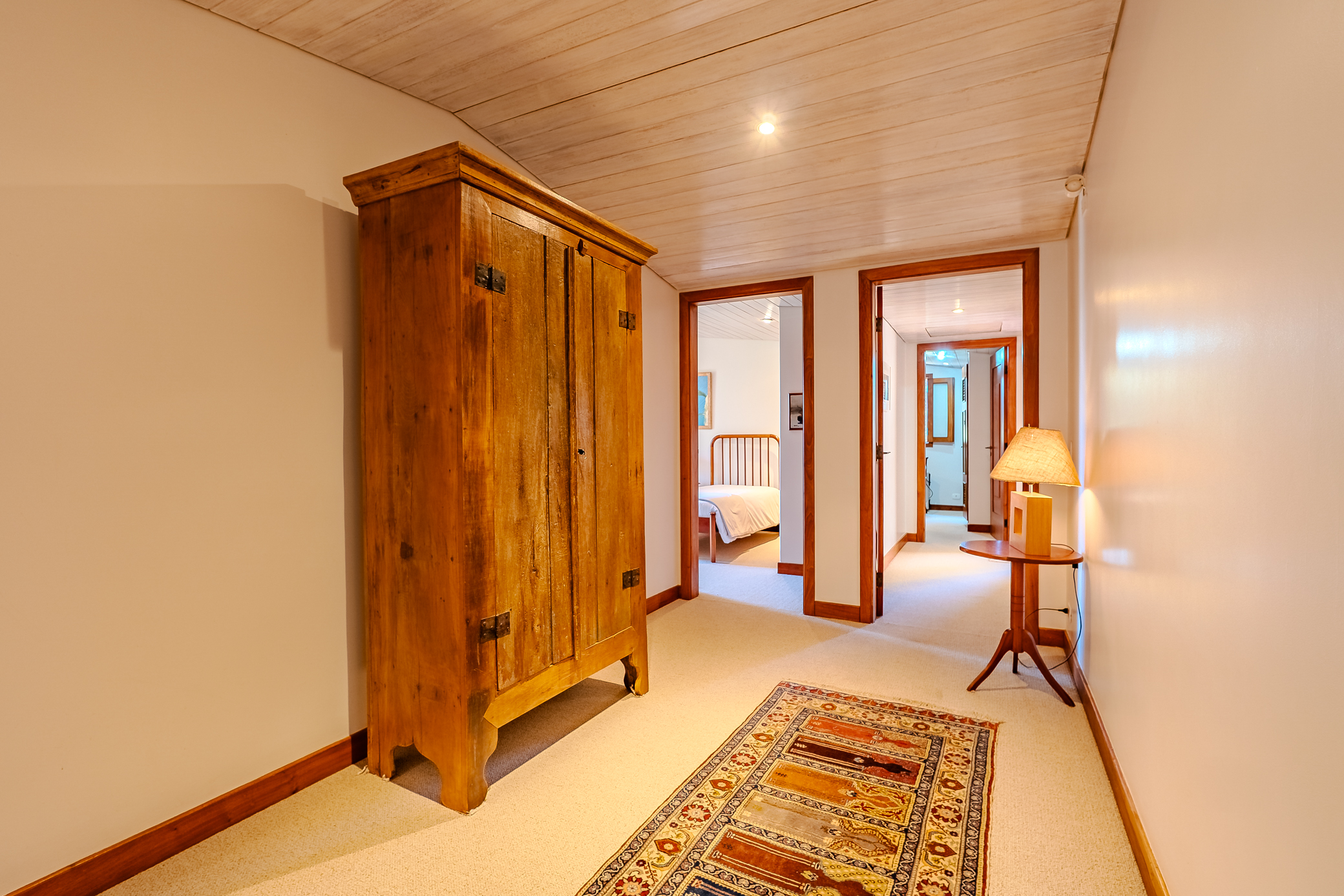 Mansão à venda com 7 suítes no Condomínio Vila Simonsen em Campos do Jordão/SP.