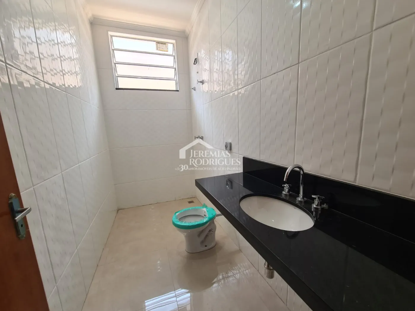 Casa com 3 dormitórios, 154 m² - Condomínio Parque Esperança - Taubaté/SP.