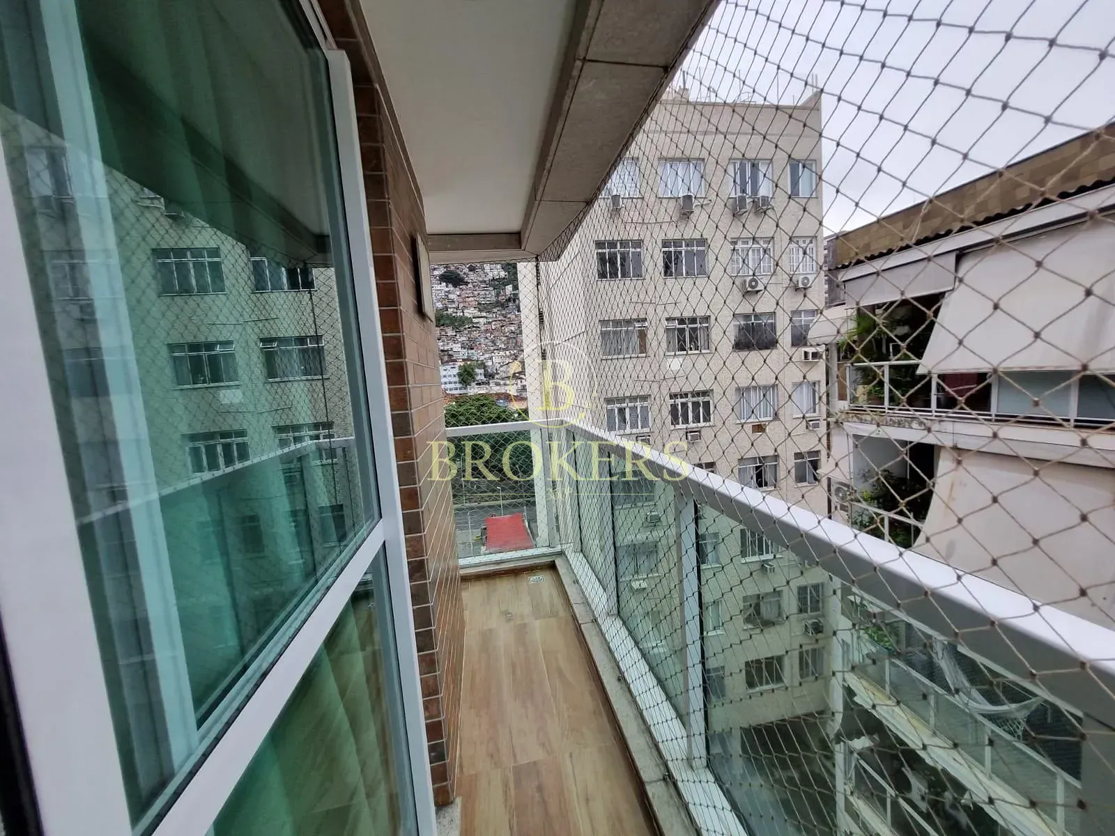 Apartamento com Varanda e Infraestrutura Completa na Rua da Matriz – Botafogo — foto 4