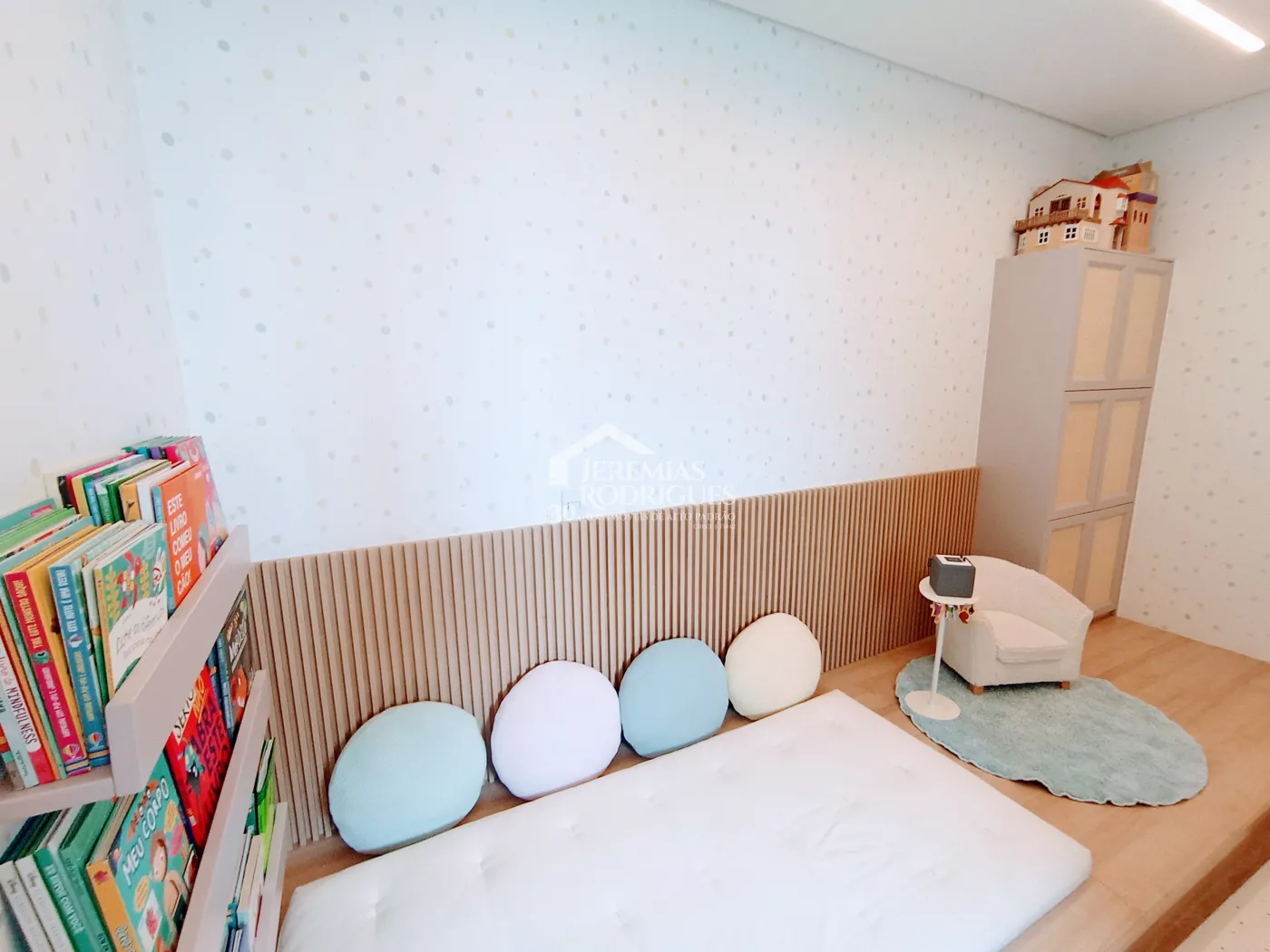 Cobertura duplex à venda com 3 dormitórios, 182 m² no Edifício Vert Residence em Taubaté/SP