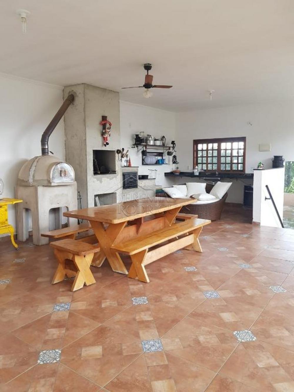 Casa à venda por R$ 850.000,00 - Pindamonhangaba/SP