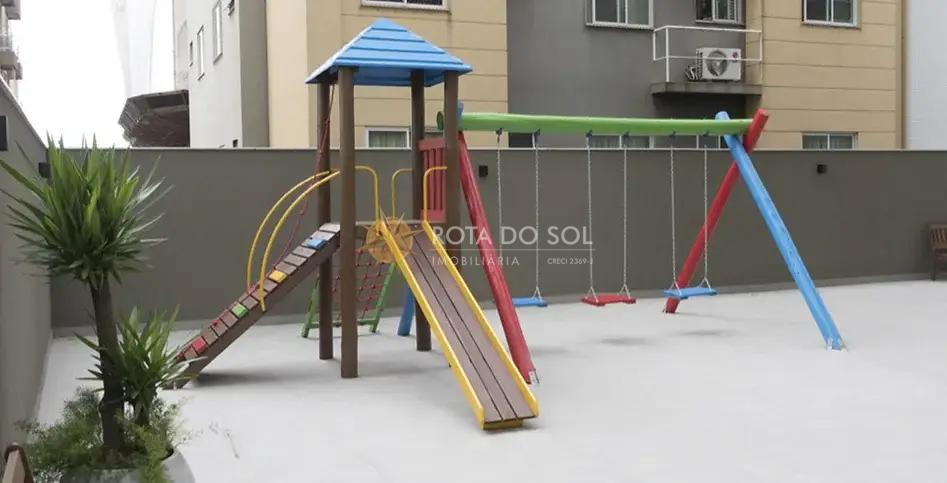 Place Vendôme Apartamento 4 Suítes em Meia Praia Itapema SC