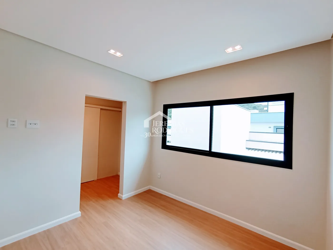 Casa à venda com 4 suítes no Condomínio Cyrella Landscape em Taubaté/SP