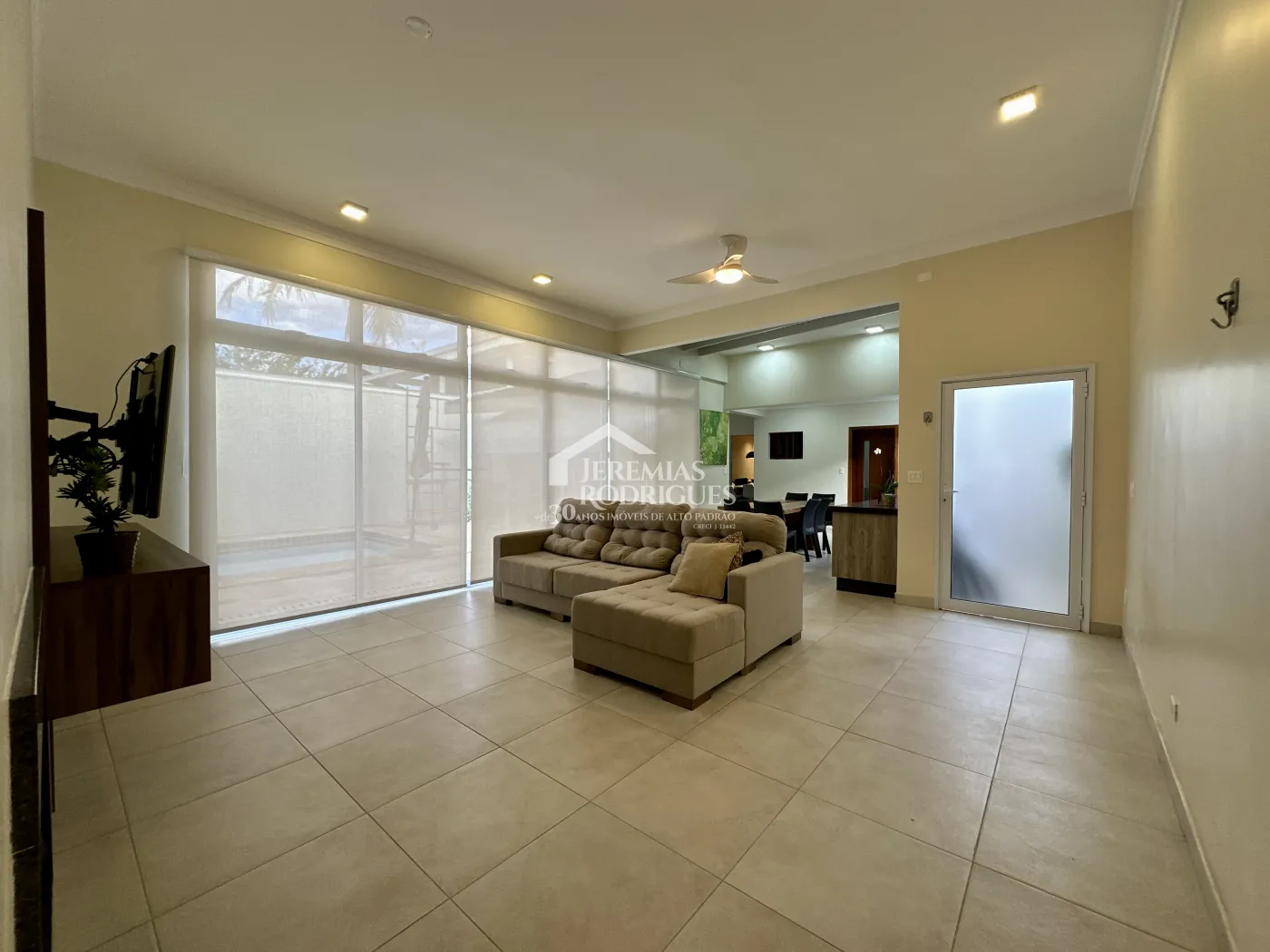 Casa com 3 suítes, 386 m² - Condomínio Taubaté Village - Taubaté/SP