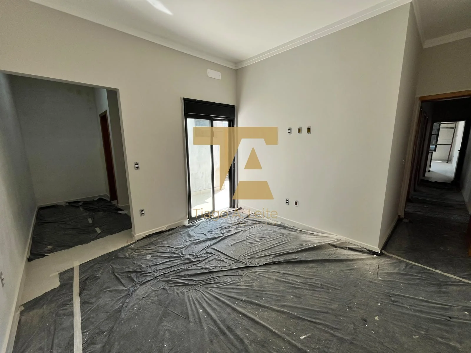 Casa à Venda no Condomínio Bosque da Imperatriz – Pindamonhangaba – 3 Quartos (1 Suíte com Closet) — foto 5
