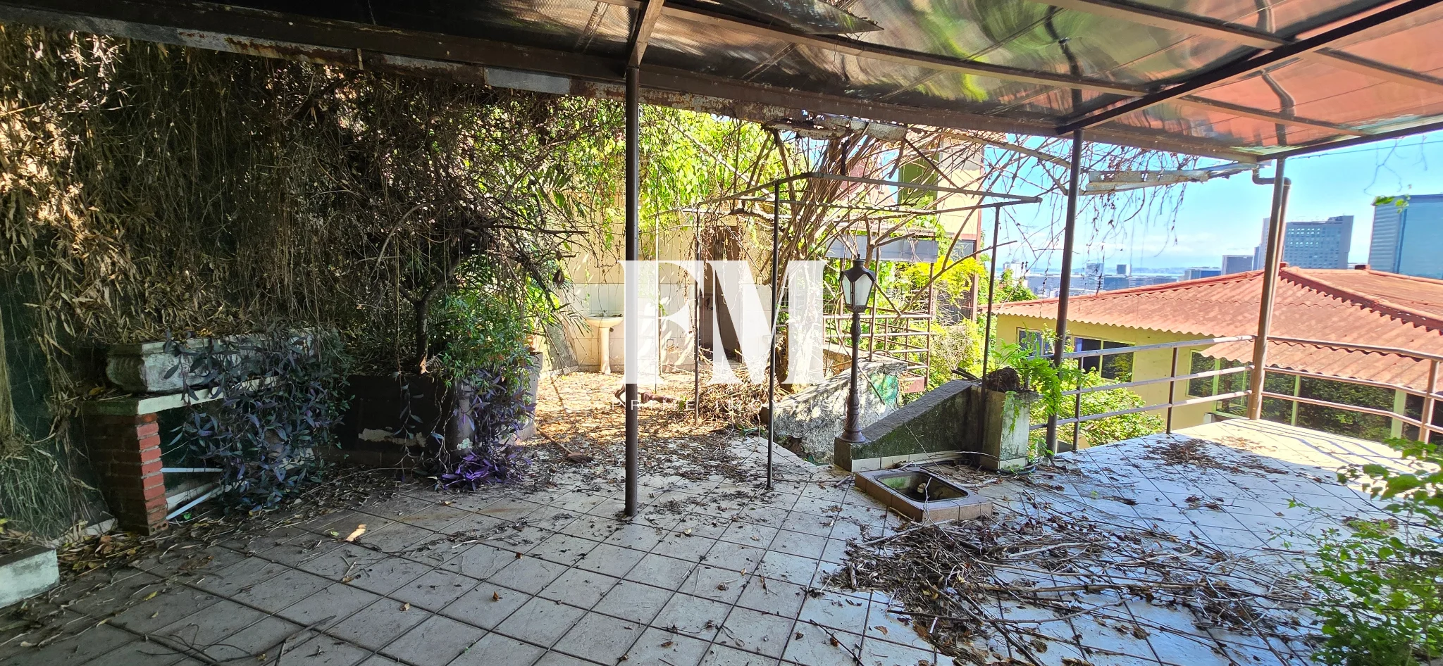 Cobertura única à venda em Santa Teresa: joia bruta triplex com 5 quartos, piscina, área gourmet, r - foto 48