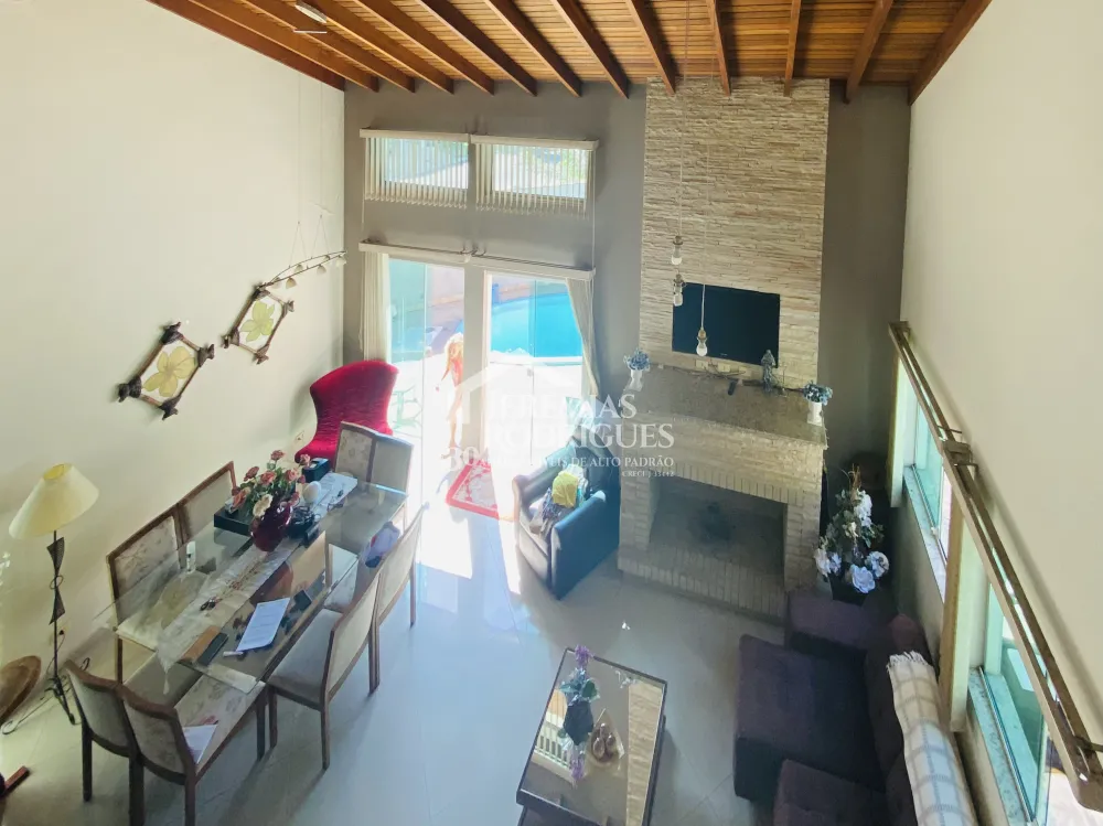 Casa com 3 dormitórios, 221 m² - Condomínio Campos do Conde - Tremembé/SP