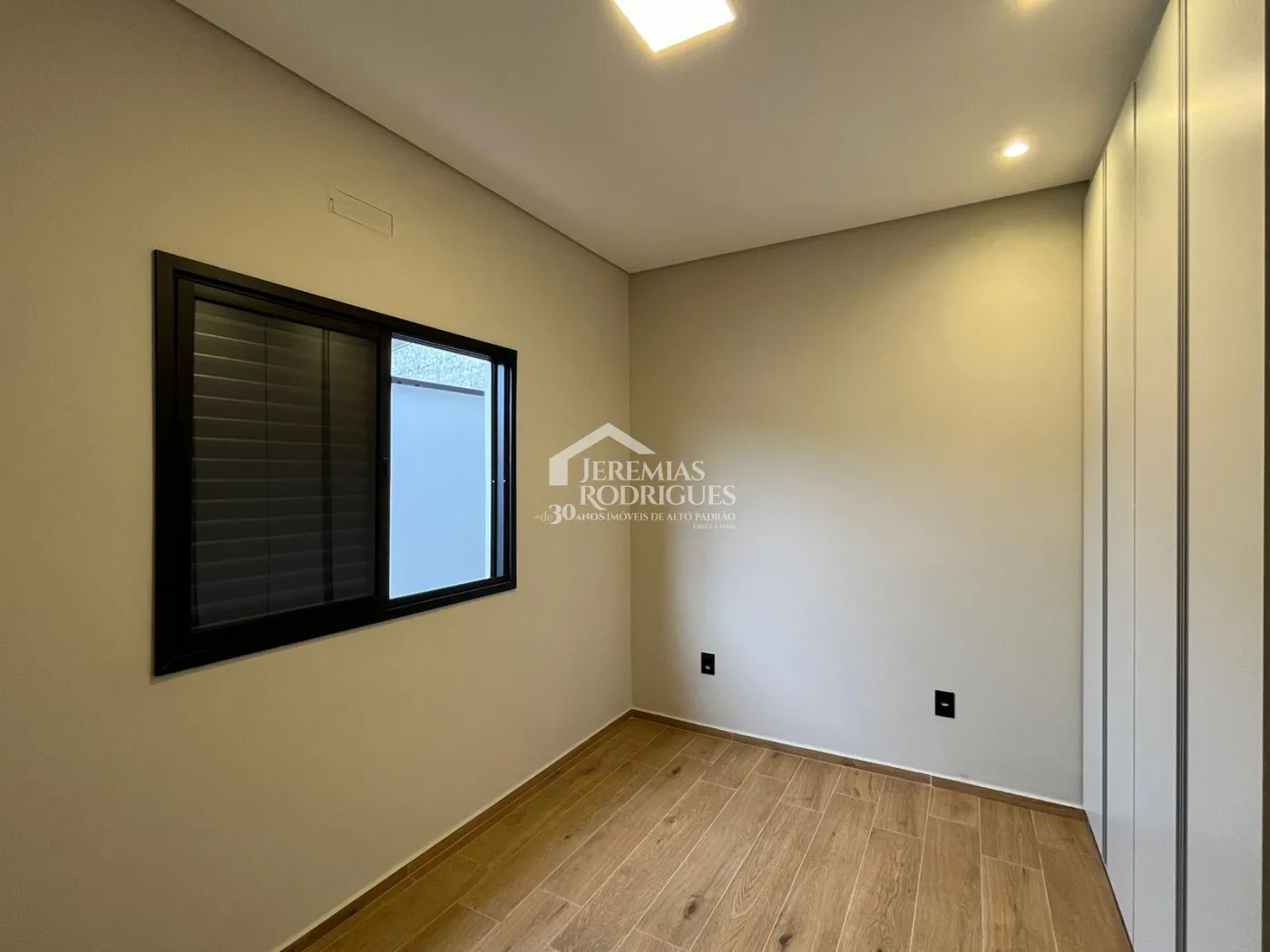 Casa à venda com 3 suítes no Condomínio Cyrela Landscape em Taubaté/SP.