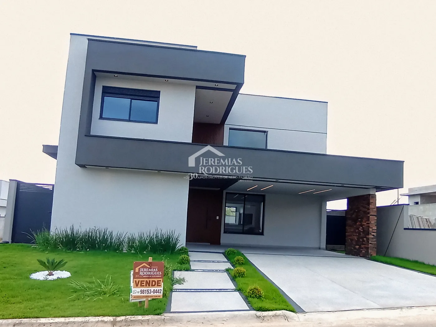 Casa para venda com 4 dormitórios no Condomínio Village Splendore em Pindamonhangaba/SP