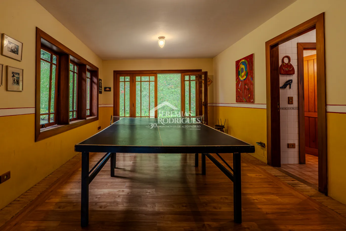 Casa de Campo à venda com 5 suítes no bairro Reinópolis em Santo Antônio do Pinhal/SP