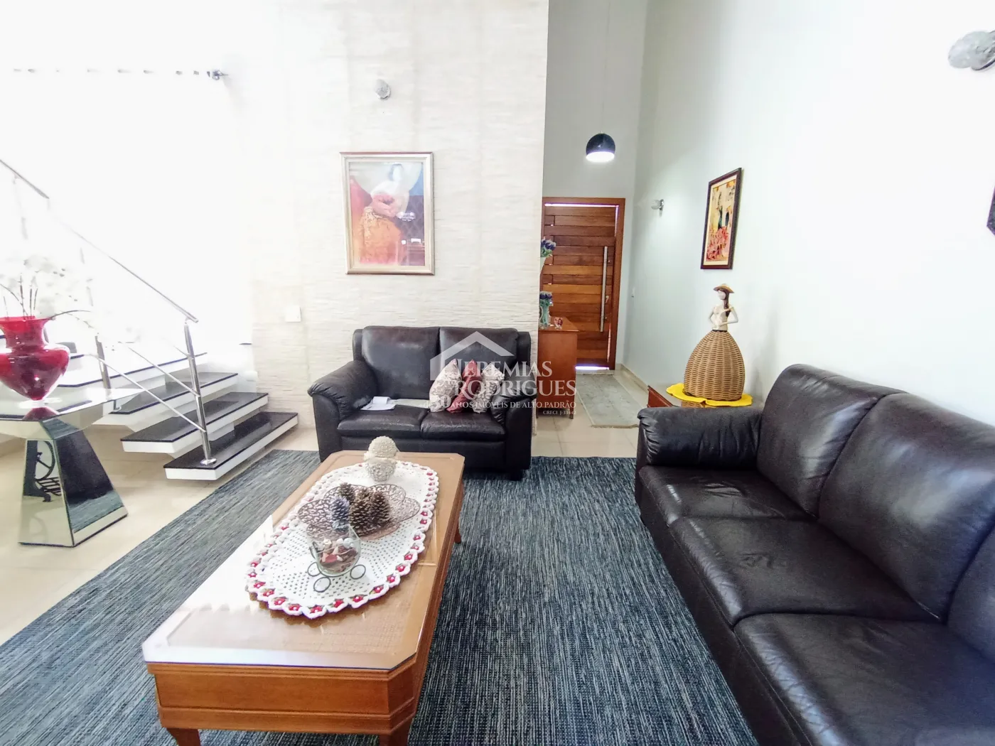 Casa para venda com 3 dormitórios no Condomínio Campos Do Conde II Versailles em Tremembé/SP