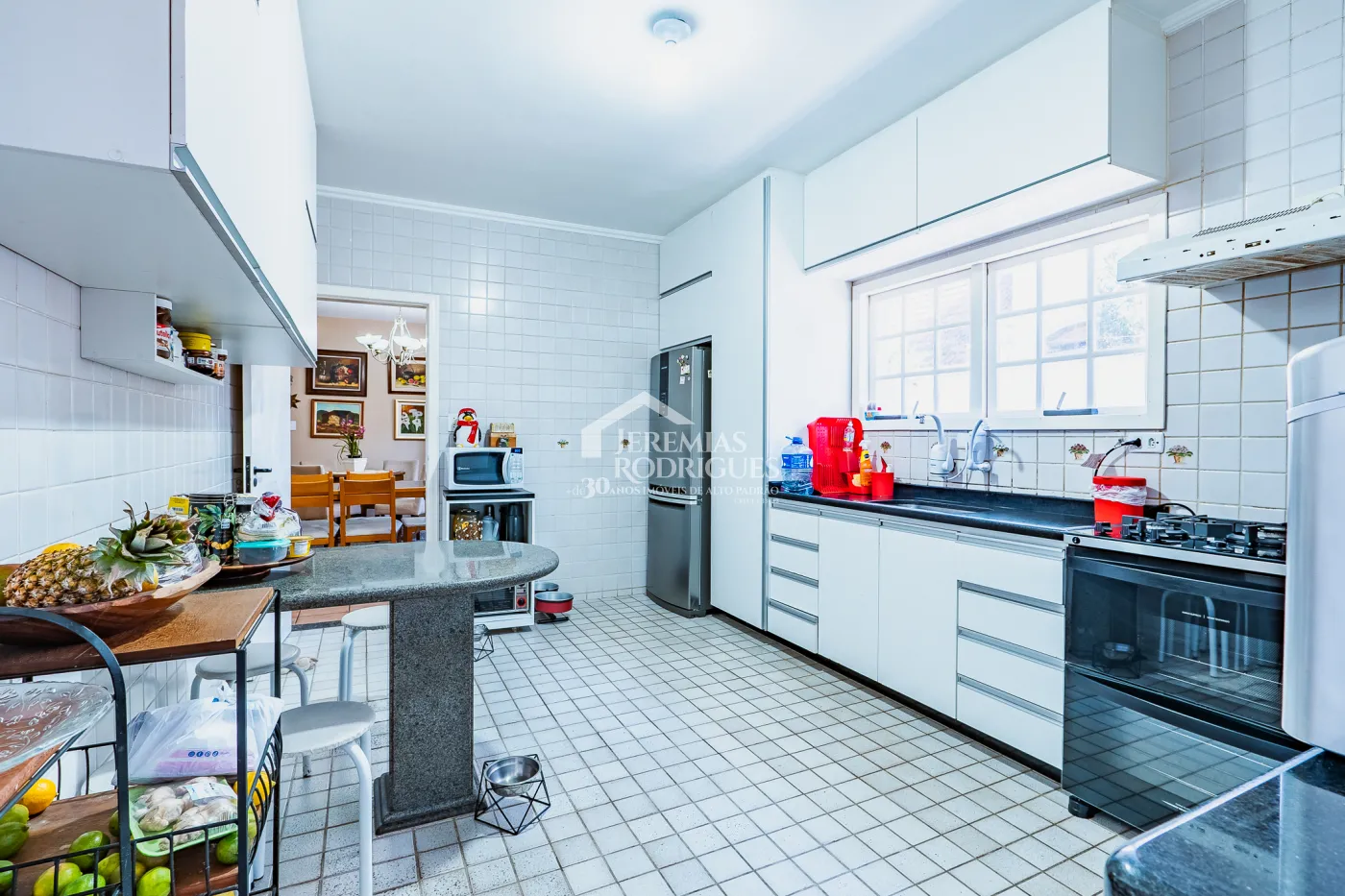 Casa com 3 dormitórios, 396 m² - Condomínio Village Paineiras - Pindamonhangaba/SP.