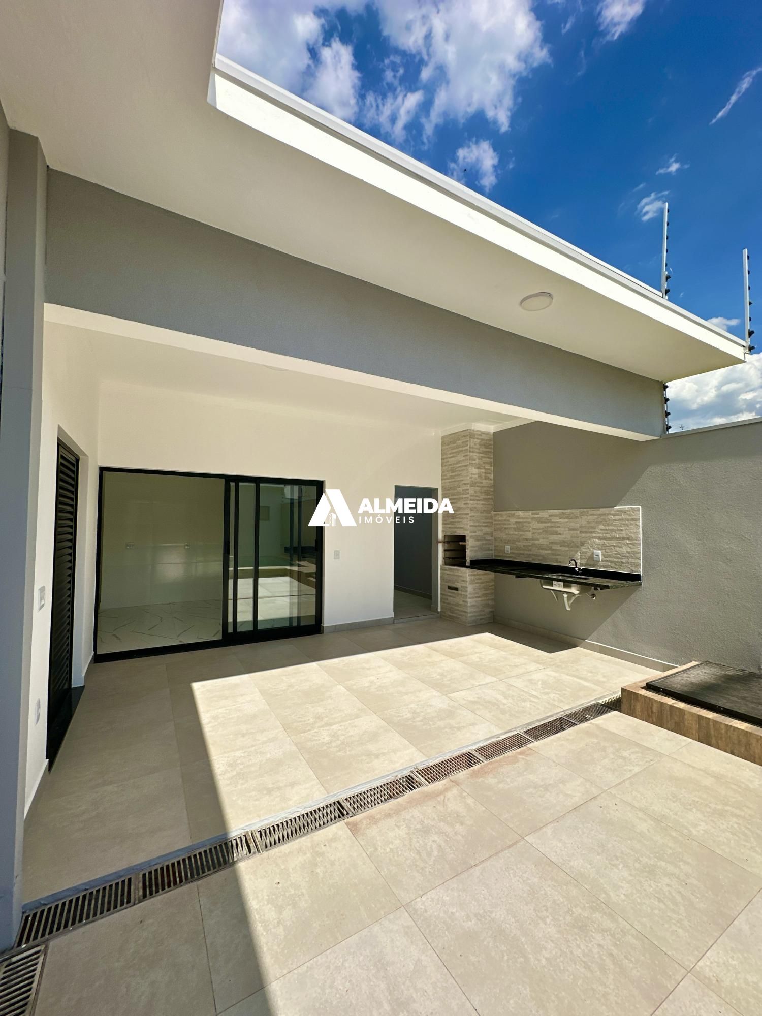 Casa á venda no Portal Ville Jardins em Boituva
