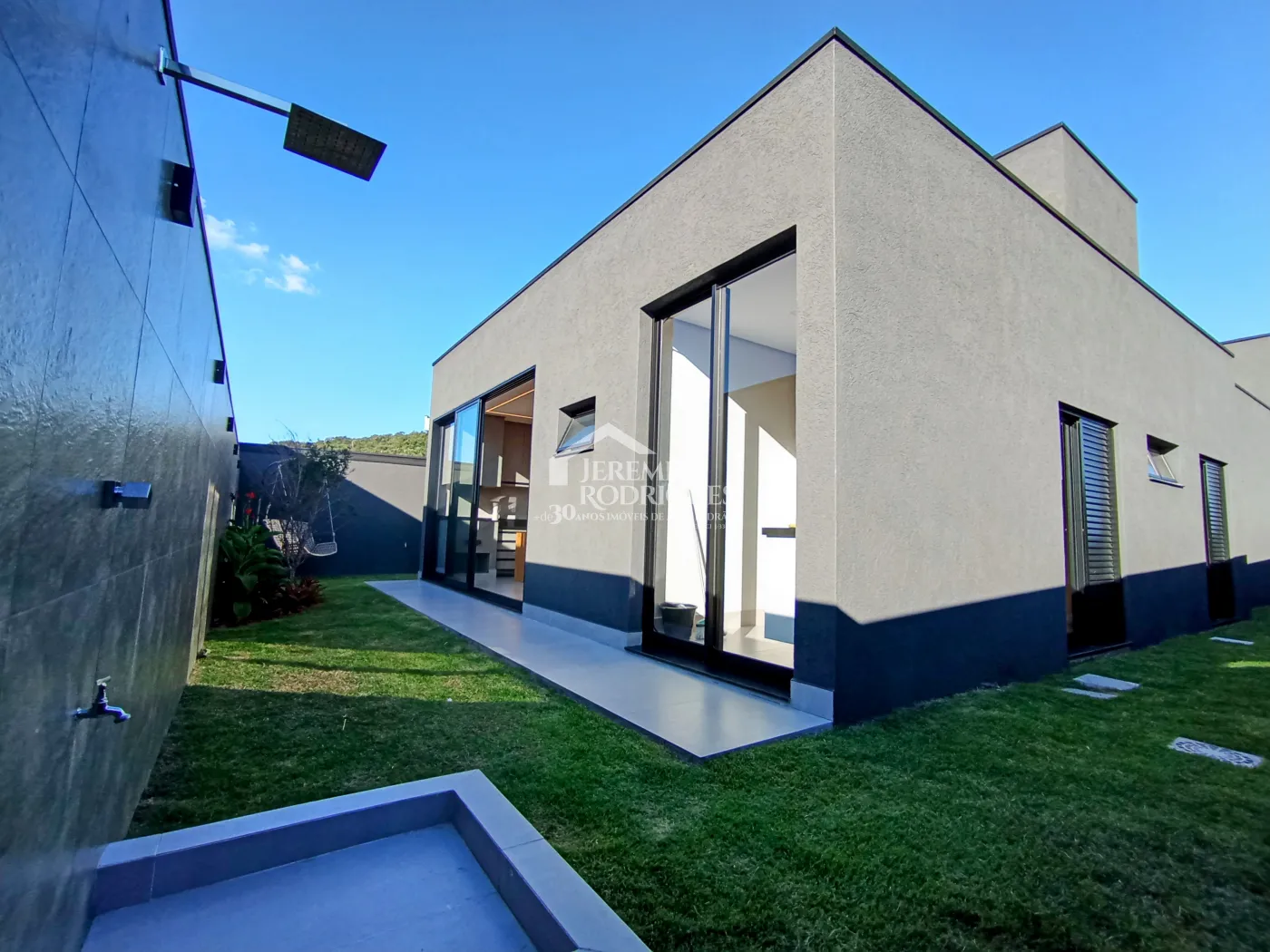 Casa mobiliada e decorada à venda com Exclusividade no Condomínio Cyrella Landscape em Taubaté/SP