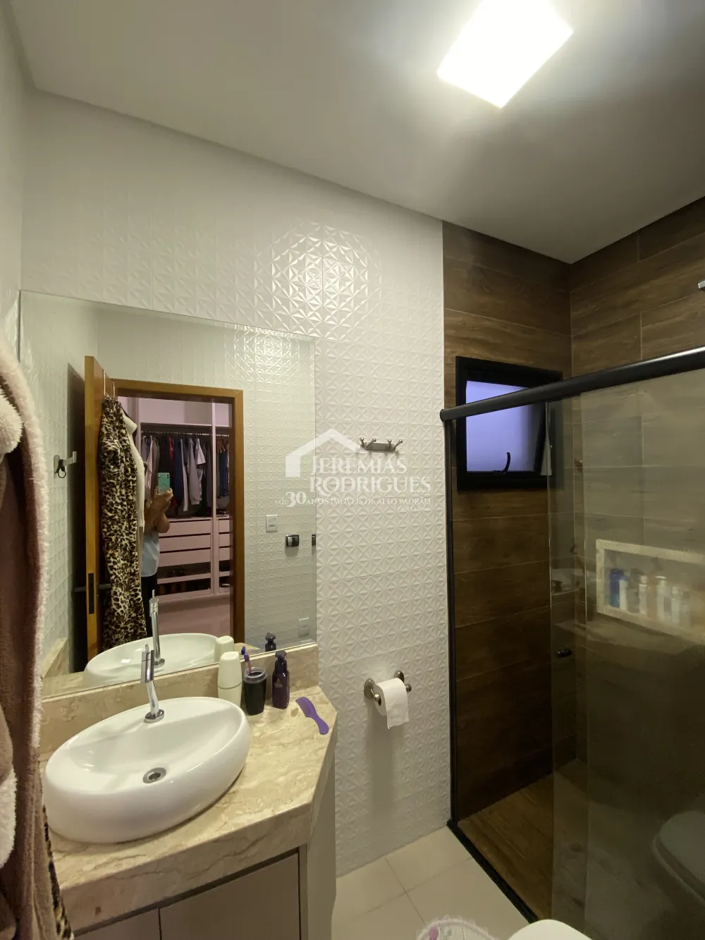 Casa com 3 dormitórios, 217 m² - Condomínio Ouro Ville - Taubaté/SP