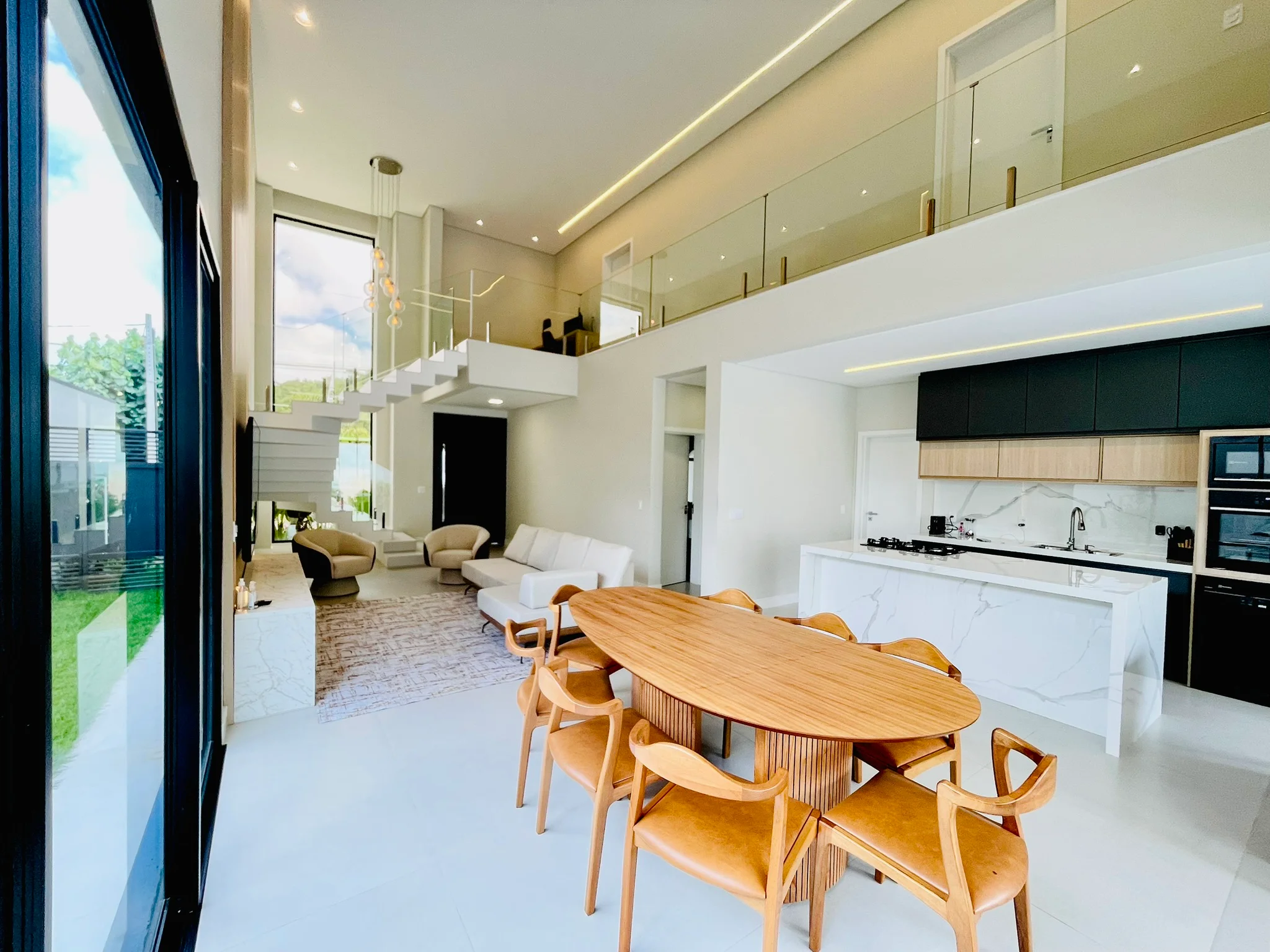 Casa à venda com 4 dormitórios no Condomínio Cyrela Landscape em Taubaté/SP. 