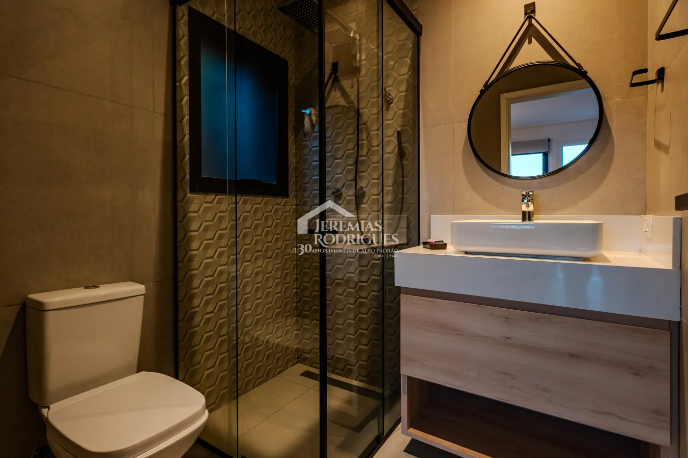 Casa à no Condomínio Recanto do Sol em Campos do Jordão/SP