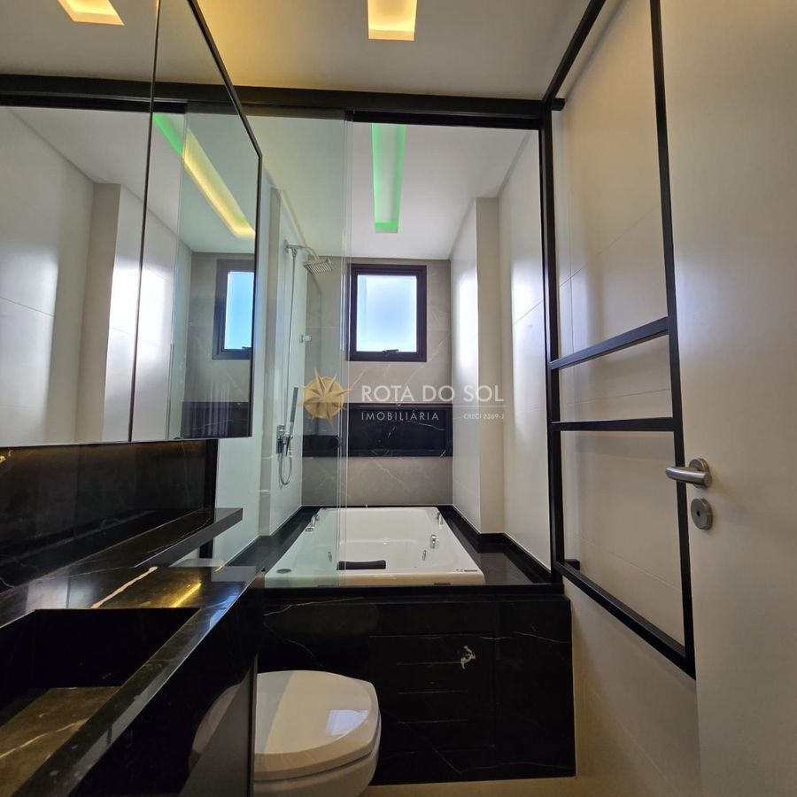 Brooklyn Tower Apartamento Decorado 4 Suítes em Meia Praia Itapema