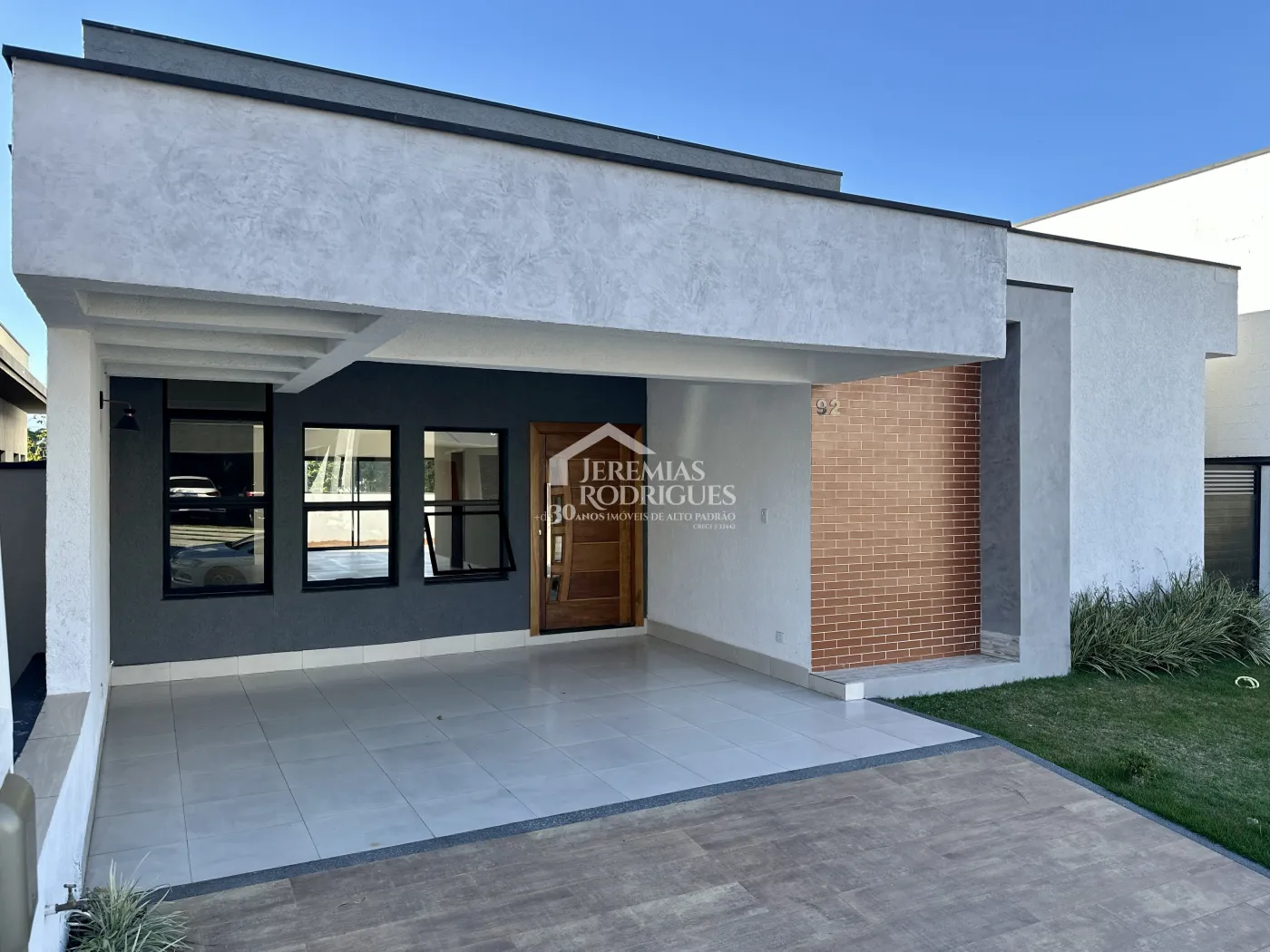 Casa para locação com 3 dormitórios no Condomínio Parque das Araucárias em Tremembé/SP