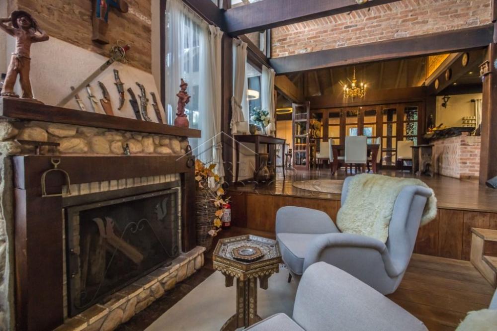 Casa com 3 quartos, 630 m², à venda por R$ 6.500.000- Condomínio Pedra de Fogo - Campos do Jordão/SP