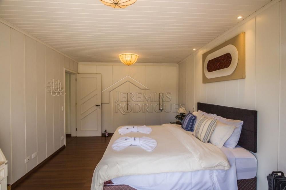 Casa à venda por R$ 6.350.000,00 - Campos do Jordão/SP