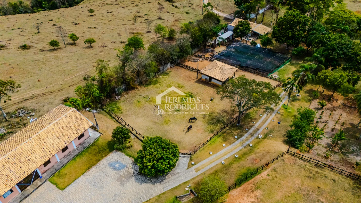 Sítio à venda em Caçapava/SP.