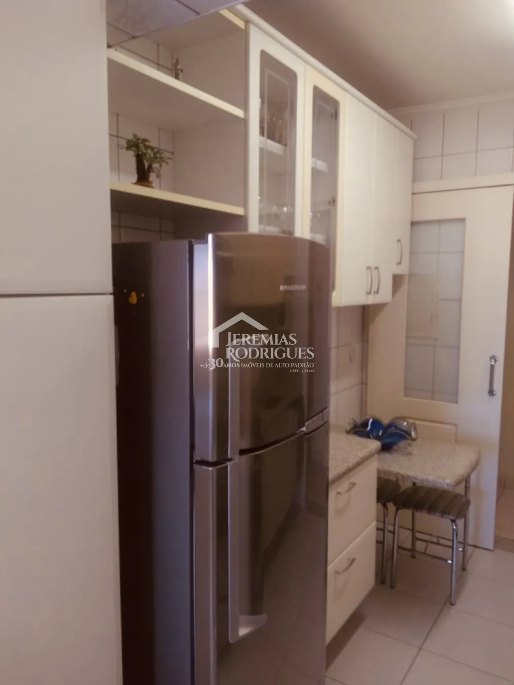 Apartamento com 3 dormitórios, 93 m² - Ville Dijon - Taubaté/SP