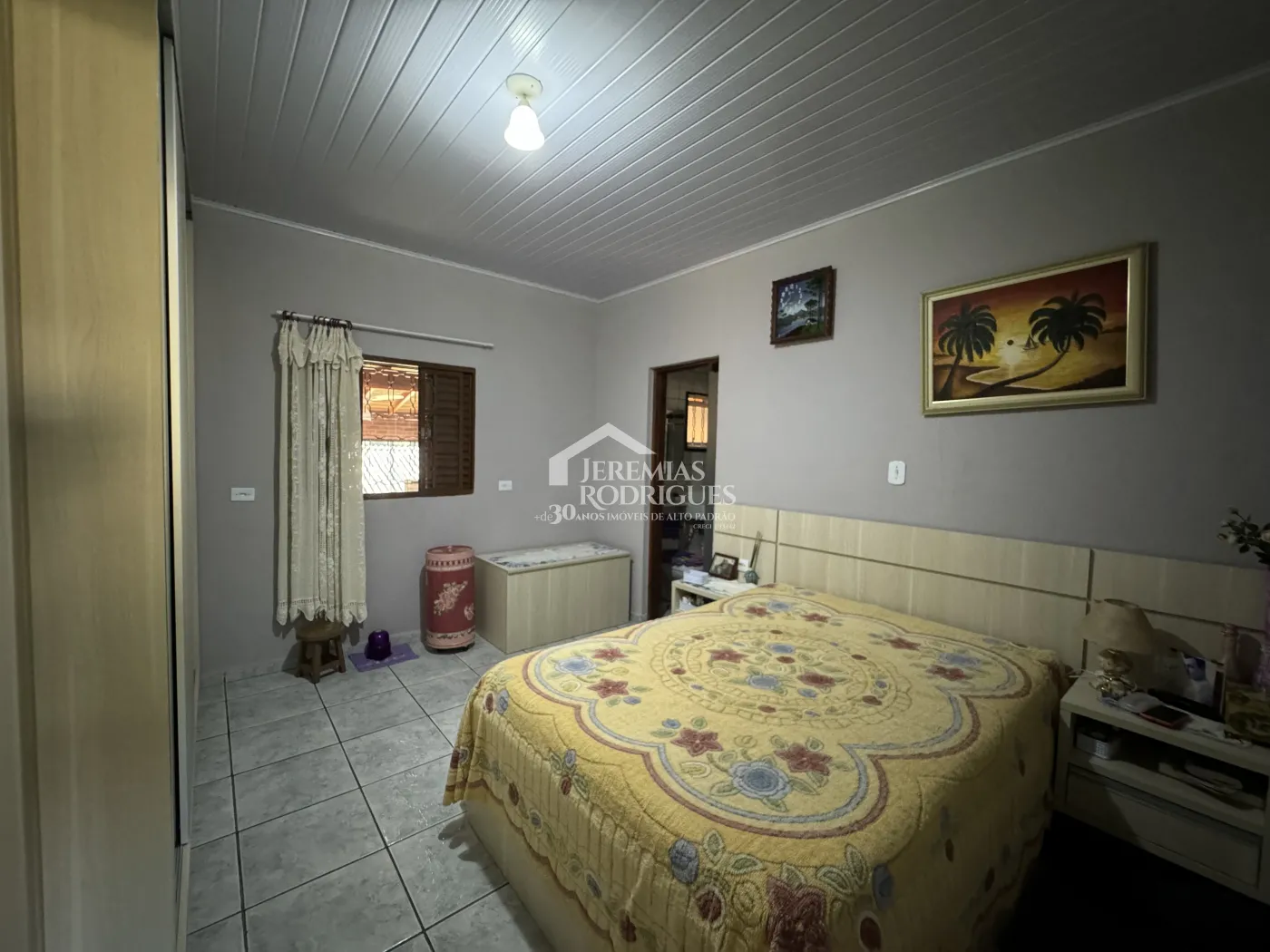 Chácara com 290 m² - bairro Lago Azul - Pindamonhangaba/SP.