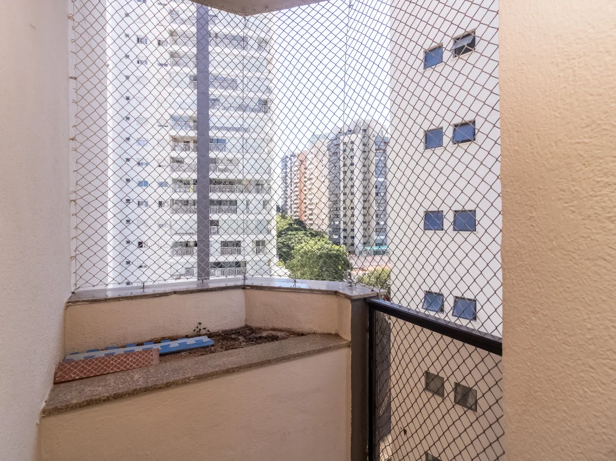 Apartamento 98 m² | 3 dormitórios | 950 m do metrô Praça da Árvore