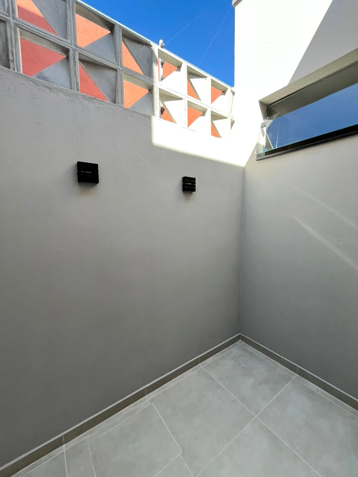 Casa à venda no Santa Clara – 3 quartos, suíte, área gourmet | Pindamonhangaba