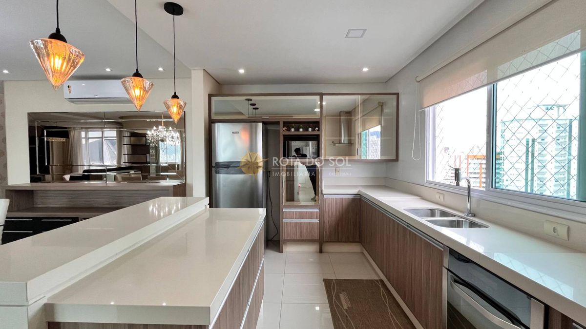 Magic Tower Apartamento 4 Suítes na Meia Praia — foto 6