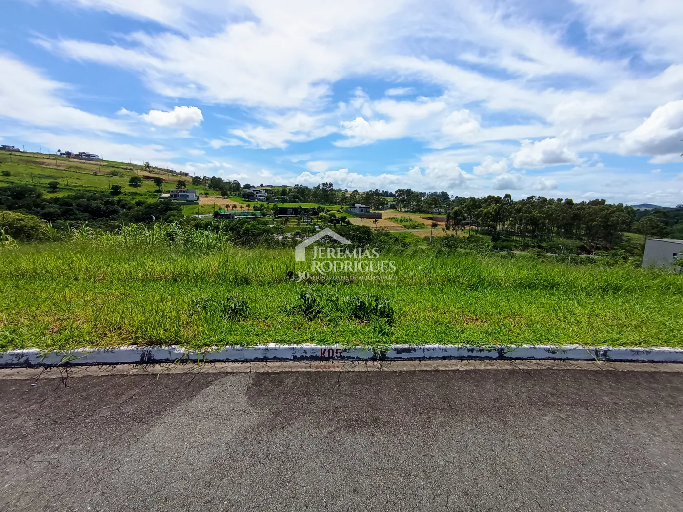 Terreno para venda  com 574m² no Condomínio Campos do Conde Taubaté em Taubaté/SP