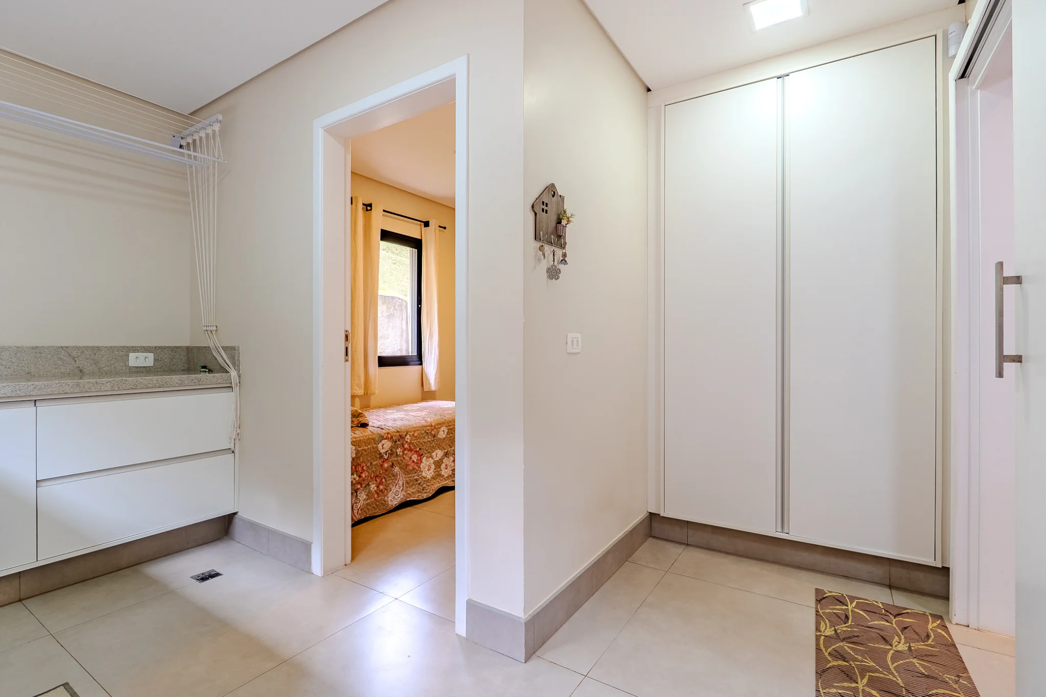 Casa à venda com 4 suítes no Residencial Santo Antônio em Santo Antônio do Pinhal/SP.