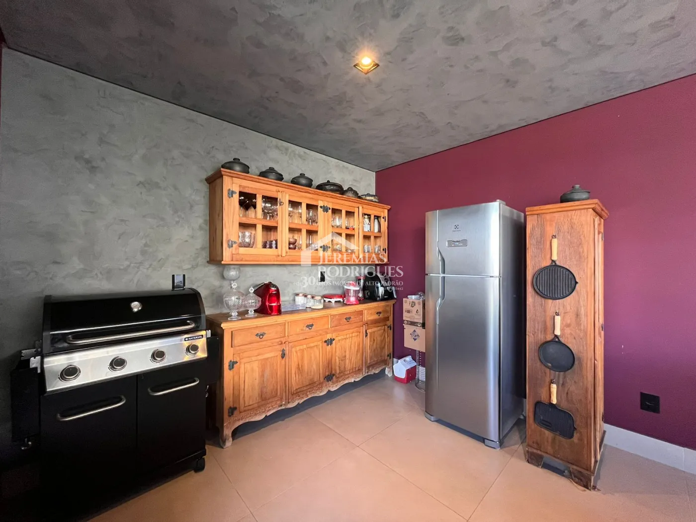 Casa para venda e locação com 2 suítes no Condomínio Verdes Vales em Taubaté/SP