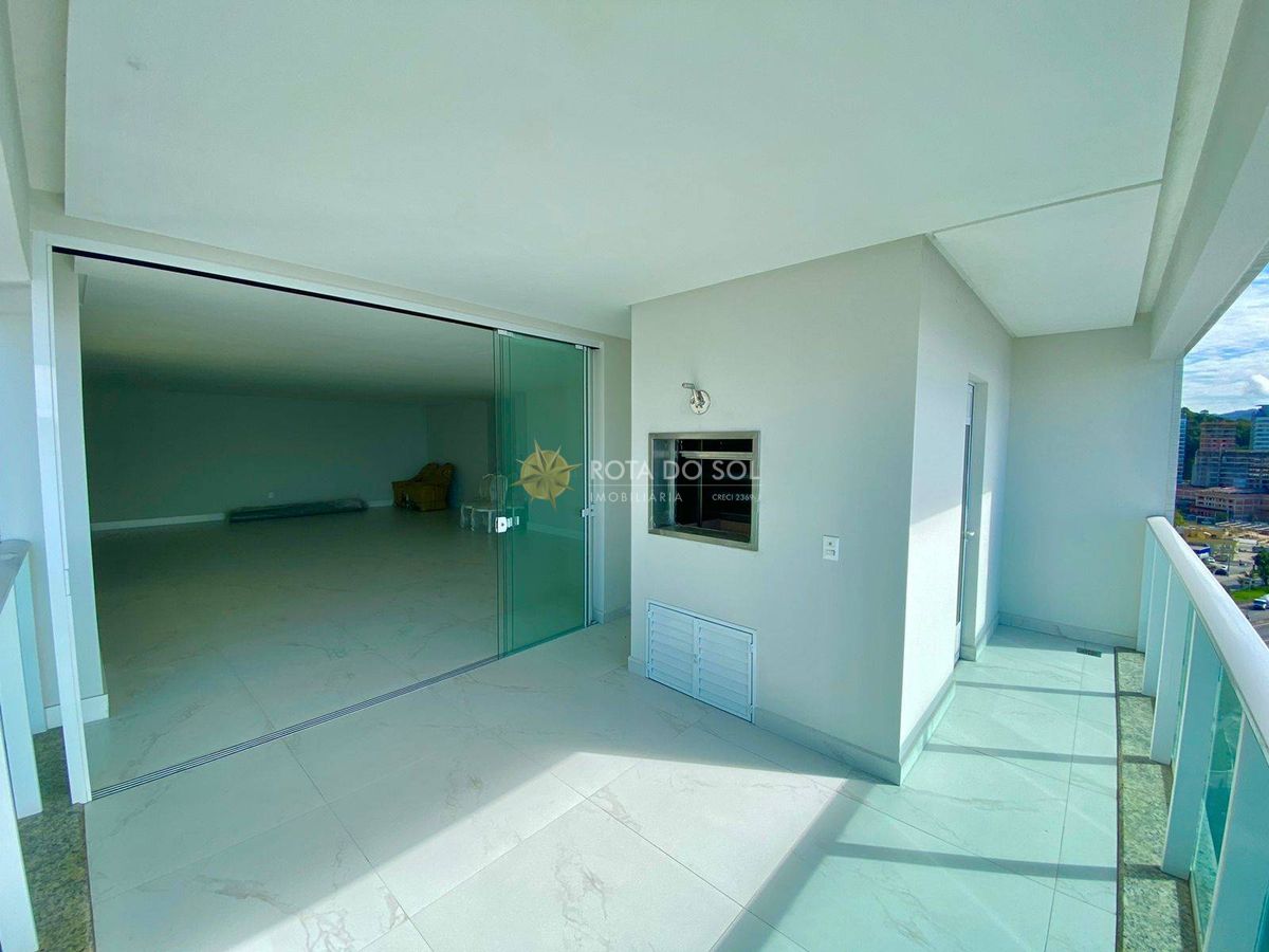 Residencial Garden Square Apartamento Vista Mar 4 Suítes em Meia Praia Itapema/SC — foto 7