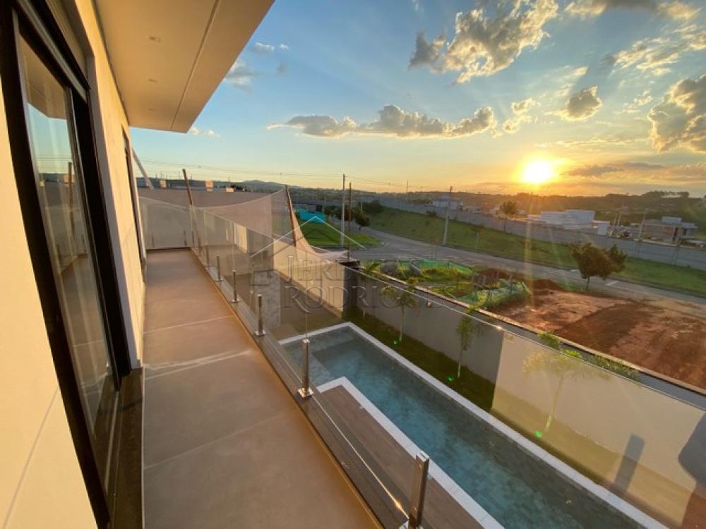 Casa à venda por R$ 1.850.000,00 - Taubaté/SP