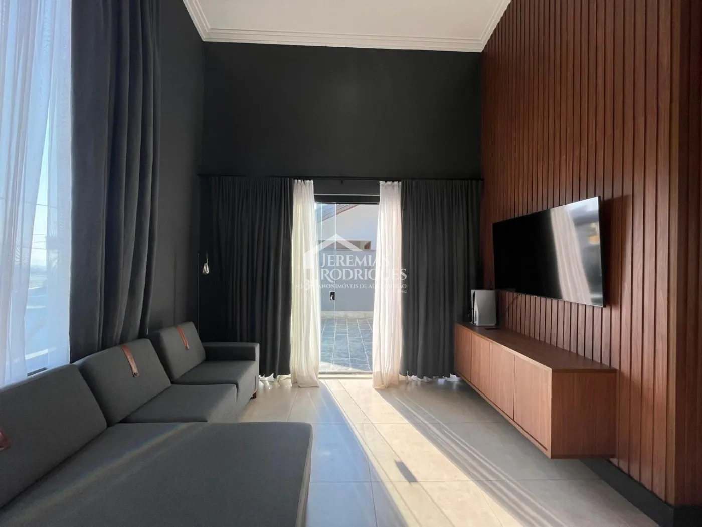 Casa com 3 dormitórios, 300 m² - Residencial Santa Helena - Caçapava/SP