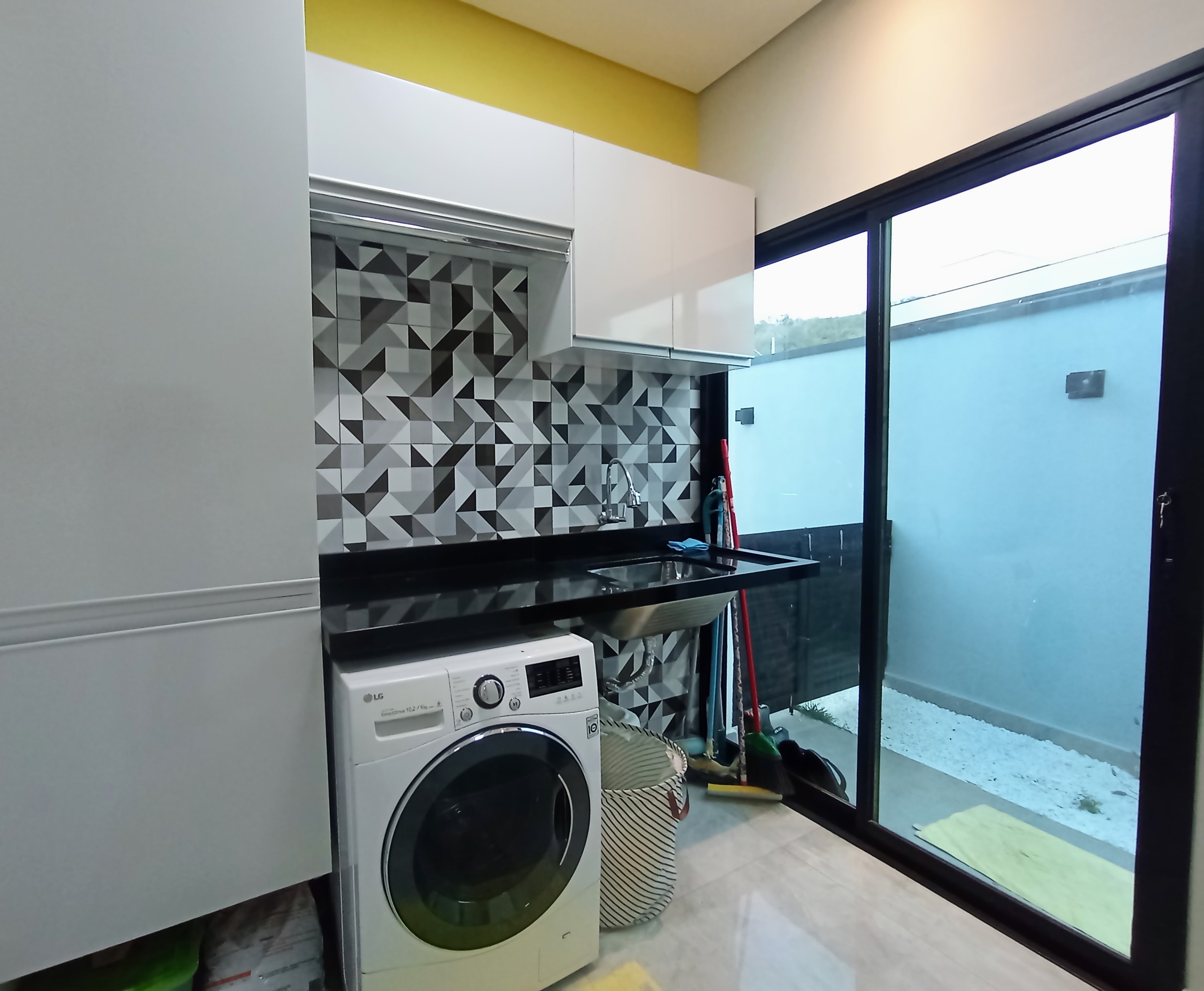 Casa à venda com 4 dormitórios no Condomínio Cyrela Landscape em Taubaté/SP.