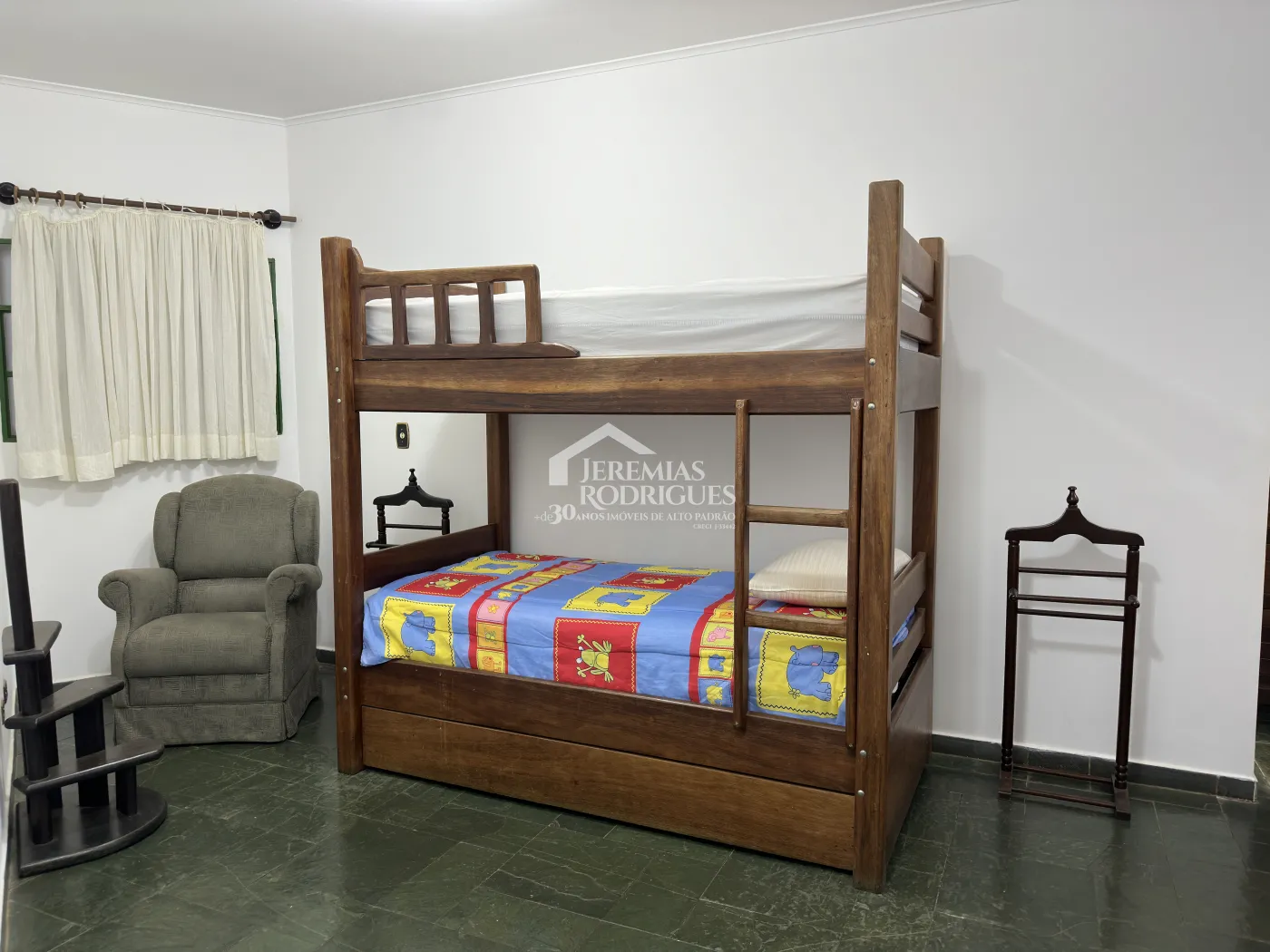 Haras à venda com 112.500 m² em Santa Isabel/SP.