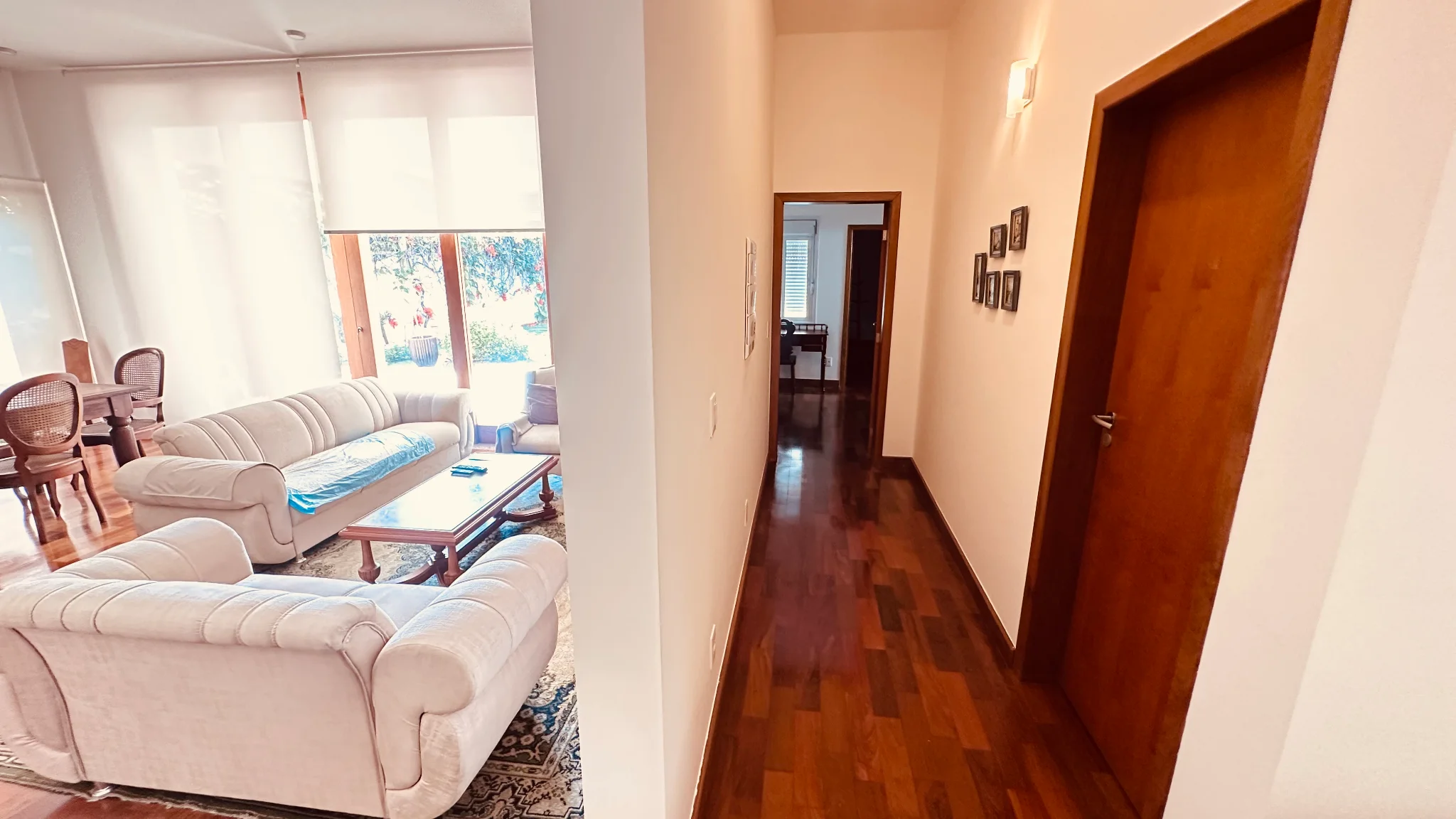 Casa à venda com 3 suítes no Condomínio Village Paineiras em Pindamonhangaba/SP.
