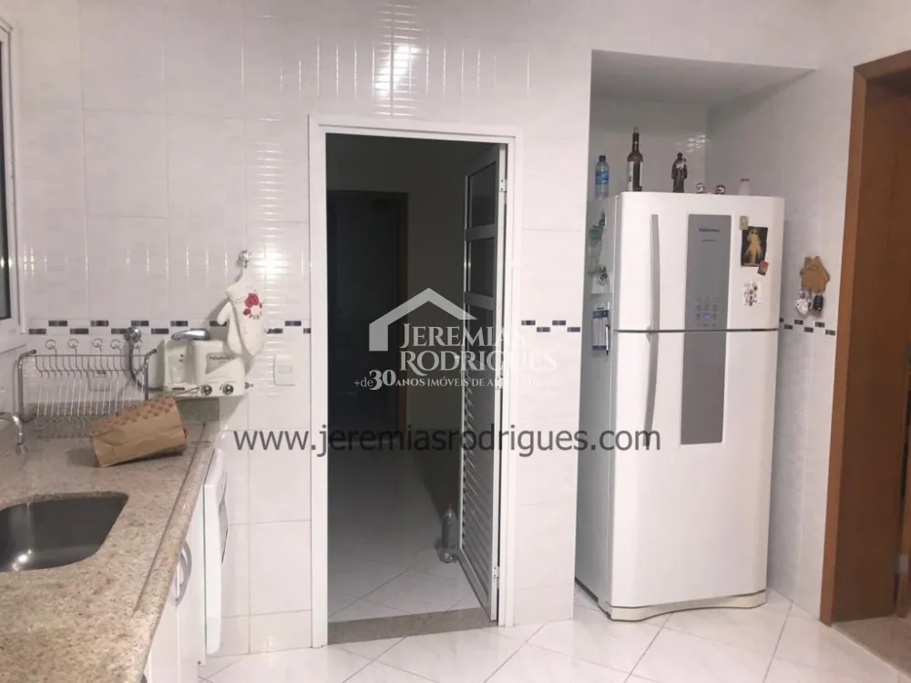 Casa com 3 quartos, 300 m² - Condomínio Residencial Pinheiros - Caçapava/SP