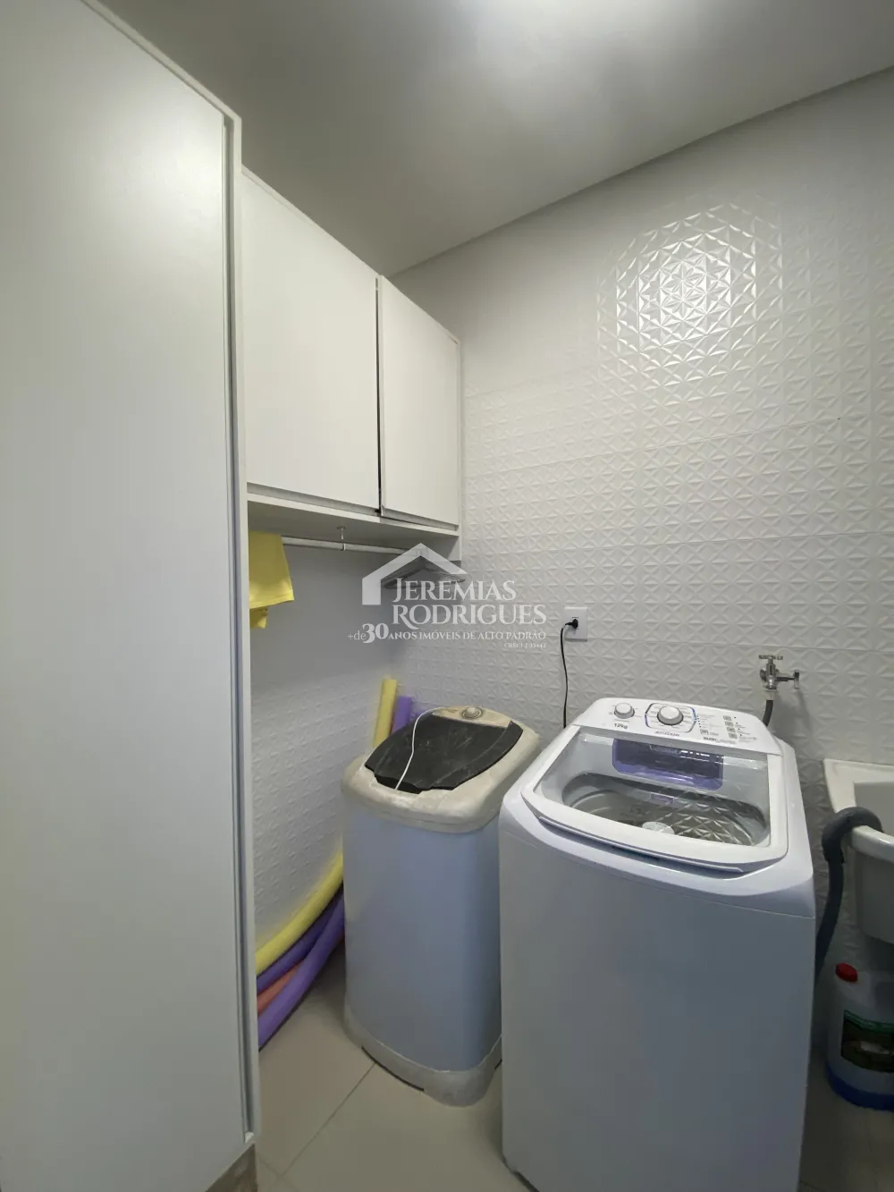 Casa com 3 dormitórios, 217 m² - Condomínio Ouro Ville - Taubaté/SP