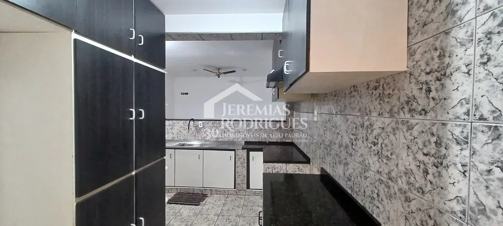 Casa com 3 dormitórios, 231 m² - Centro - Pindamonhangaba/SP