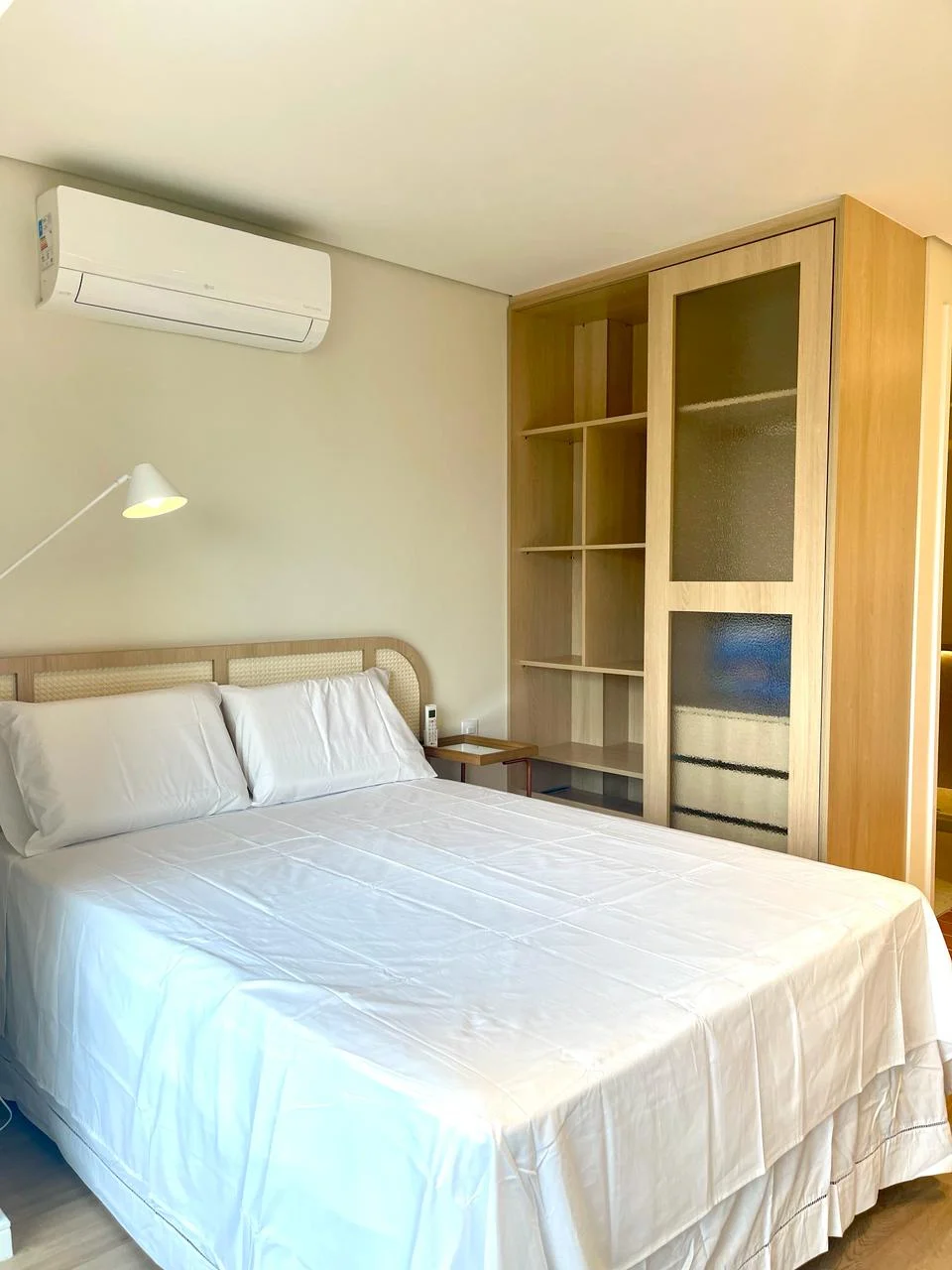 Vila Mariana | Studio mobiliado a 500 m do Metrô Ana Rosa | Cyrela