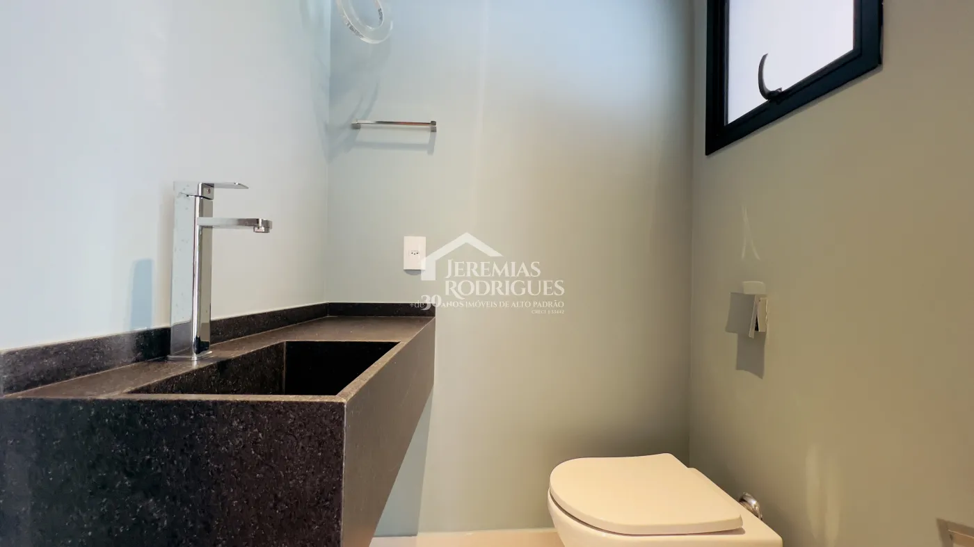 Casa à venda com 4 dormitórios no Condomínio Chácaras Cataguá em Taubaté/SP