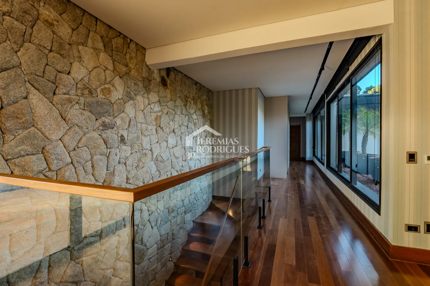 Casa de 2727 m² à venda por R$ 15.000.000,00 - Campos do Jordão/SP