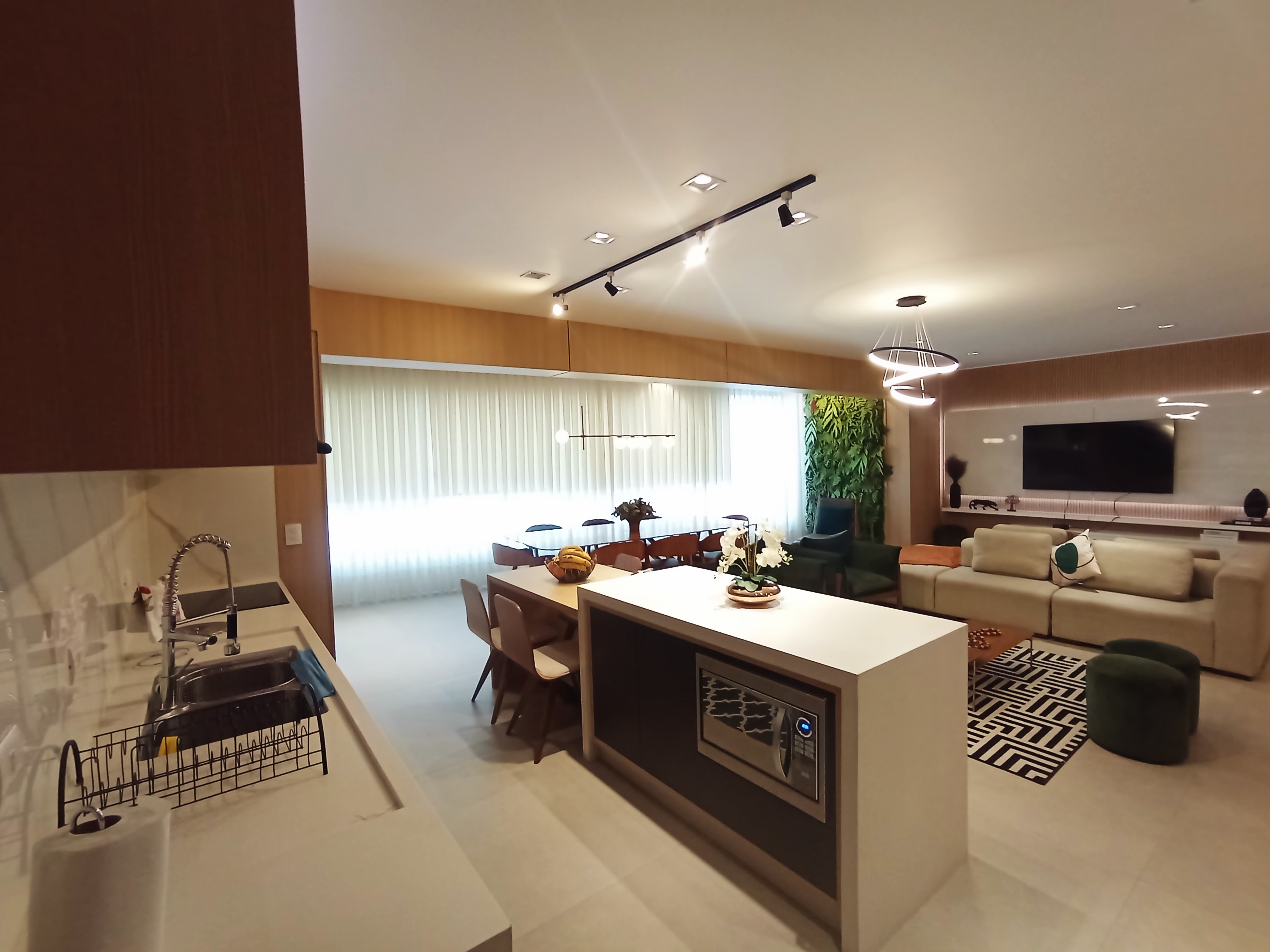 Apartamento à venda com 3 suítes, 155 m² no Condomínio Renaissance em Taubaté/SP.