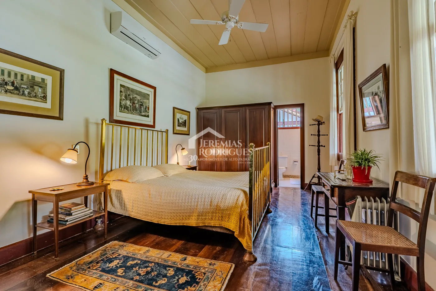 Fazenda à venda com 3.389.000,00 m² em Piraí/RJ.