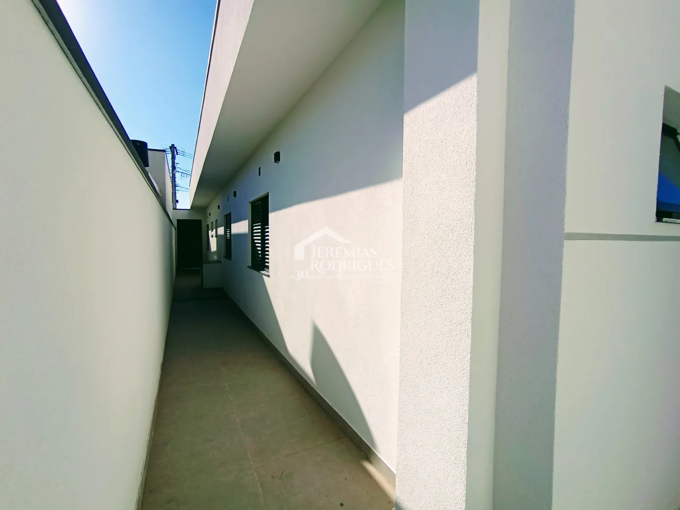 Casa para venda e locação com 3 dormitórios no Condomínio Campos do Conde II - Chambord em Tremembé/SP